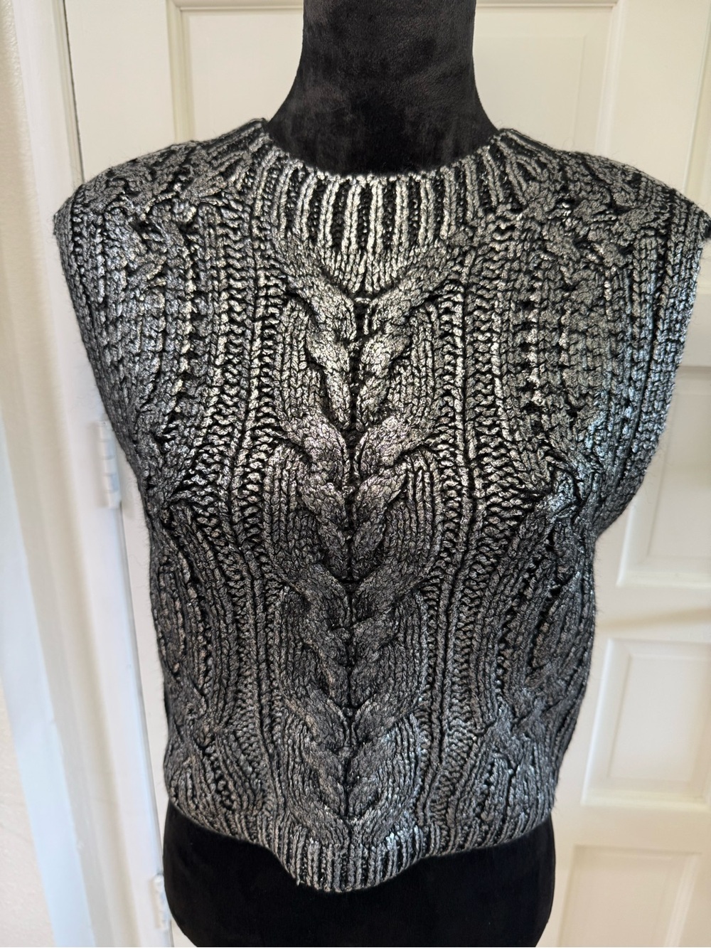 DKNY Jeans Metallic Cable Knit Sweater Vest Silver Black Oversized